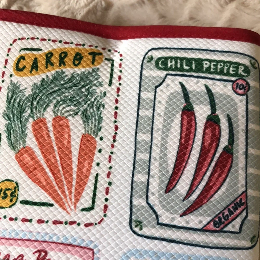 Isaac Mizrahi Kitchen Vegetable Print Drying Mats